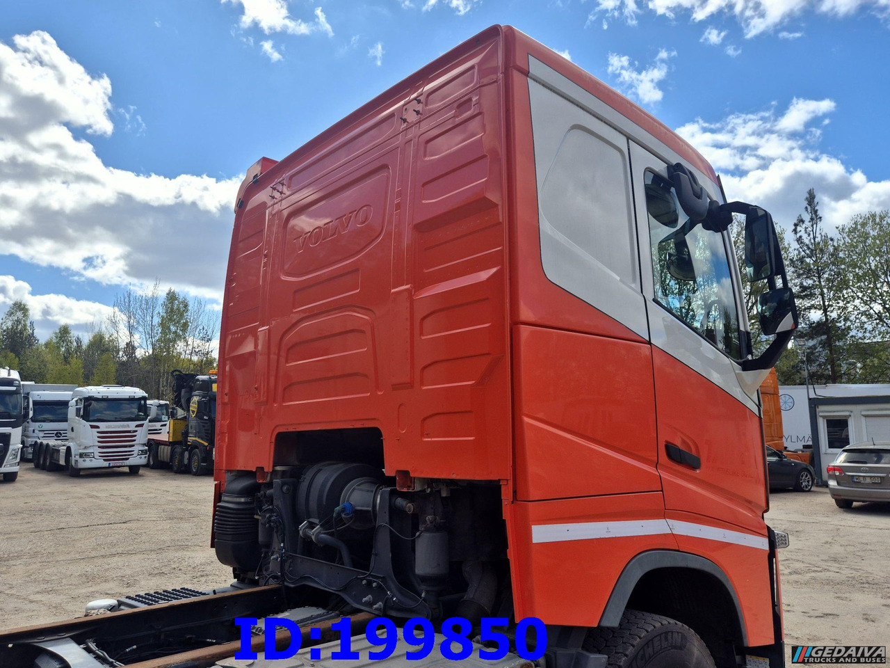 VOLVO FH13 540HP 6x2 Euro6 - Kamion-šasija: slika VOLVO FH13 540HP 6x2 Euro6 - Kamion-šasija VOLVO FH13 540HP 6x2 Euro6 - Kamion-šasija: slika VOLVO FH13 540HP 6x2 Euro6 - Kamion-šasija