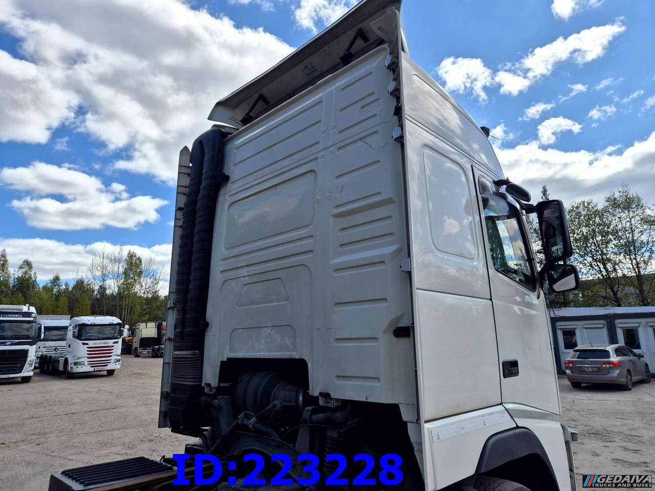 VOLVO FH13 540HP 8X4 Euro5 - Kamion-šasija: slika VOLVO FH13 540HP 8X4 Euro5 - Kamion-šasija VOLVO FH13 540HP 8X4 Euro5 - Kamion-šasija: slika VOLVO FH13 540HP 8X4 Euro5 - Kamion-šasija