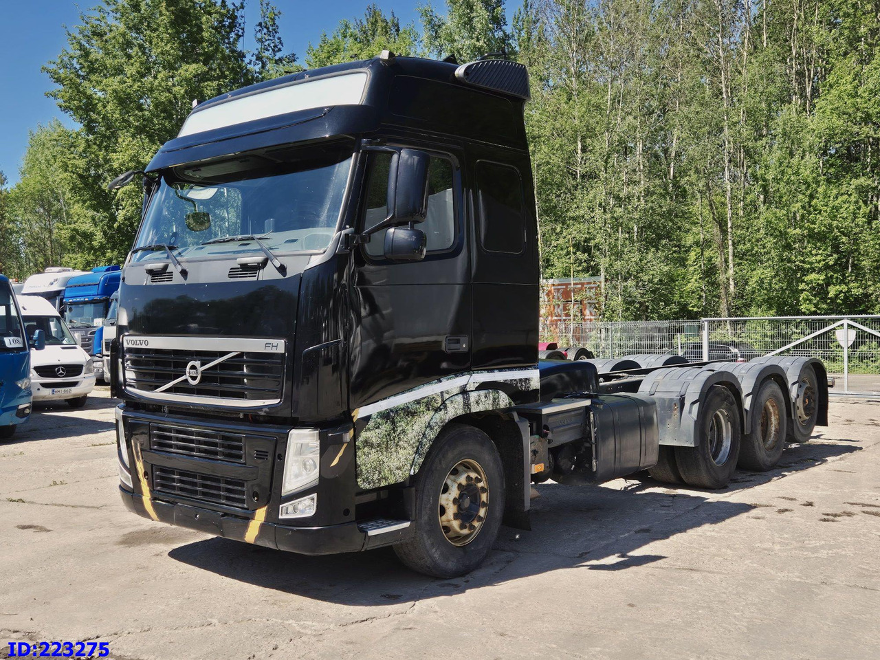 VOLVO FH13 540HP 8X4 (Steering axle) RETARDER - Kamion-šasija: slika VOLVO FH13 540HP 8X4 (Steering axle) RETARDER - Kamion-šasija VOLVO FH13 540HP 8X4 (Steering axle) RETARDER - Kamion-šasija: slika VOLVO FH13 540HP 8X4 (Steering axle) RETARDER - Kamion-šasija