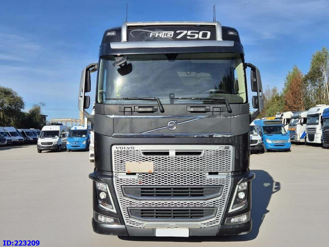 VOLVO FH16 750HP 8x4 Steering axle - Kamion-šasija: slika VOLVO FH16 750HP 8x4 Steering axle - Kamion-šasija VOLVO FH16 750HP 8x4 Steering axle - Kamion-šasija: slika VOLVO FH16 750HP 8x4 Steering axle - Kamion-šasija