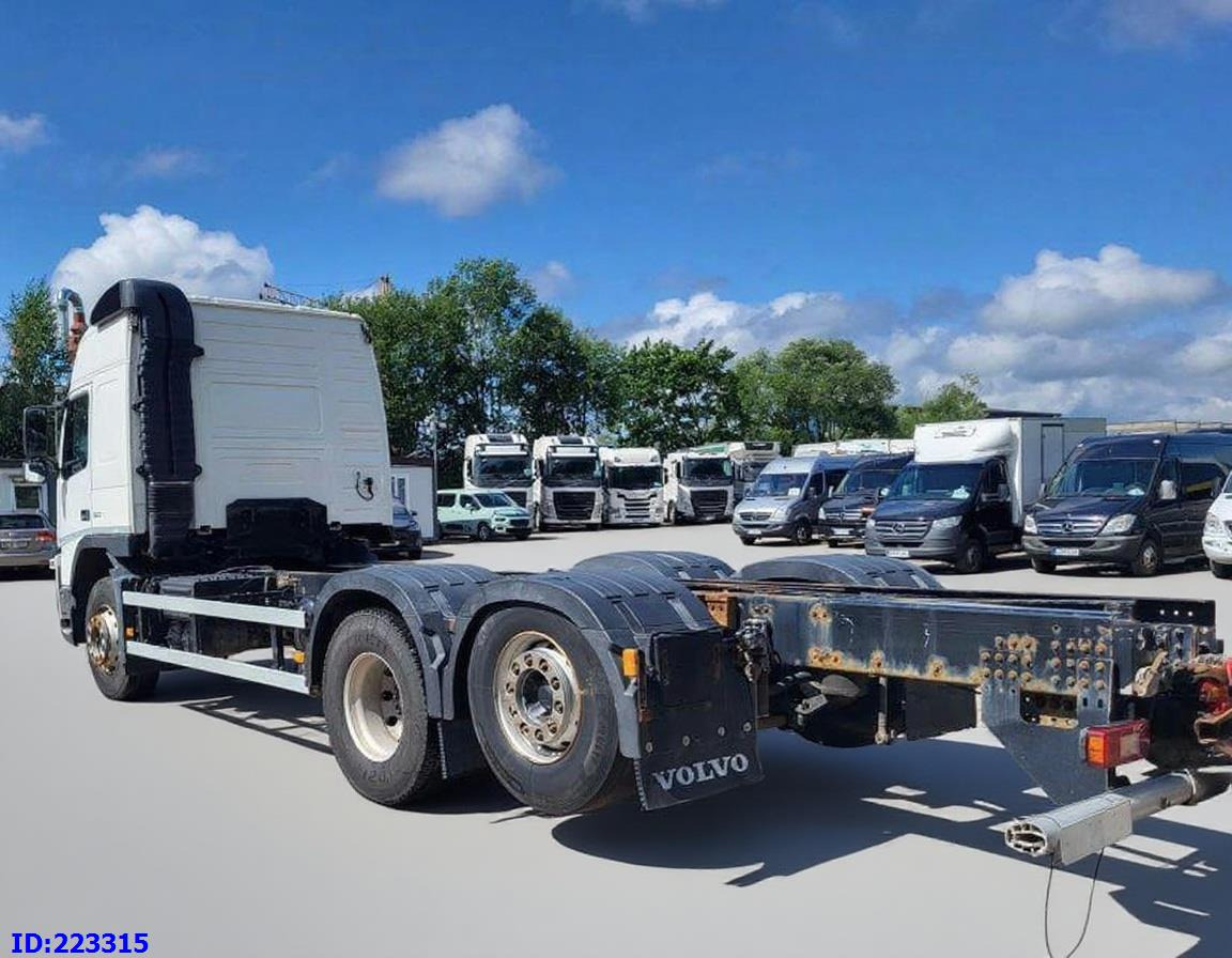 VOLVO FM 500HP 6x2 Euro5 - Kamion-šasija: slika VOLVO FM 500HP 6x2 Euro5 - Kamion-šasija VOLVO FM 500HP 6x2 Euro5 - Kamion-šasija: slika VOLVO FM 500HP 6x2 Euro5 - Kamion-šasija