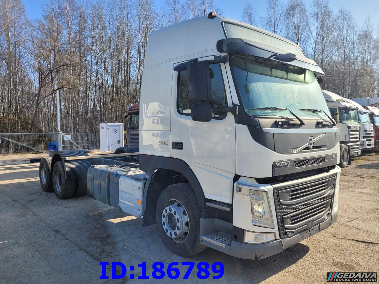 VOLVO FM13 500HP 6x2 - Kamion-šasija: slika VOLVO FM13 500HP 6x2 - Kamion-šasija VOLVO FM13 500HP 6x2 - Kamion-šasija: slika VOLVO FM13 500HP 6x2 - Kamion-šasija