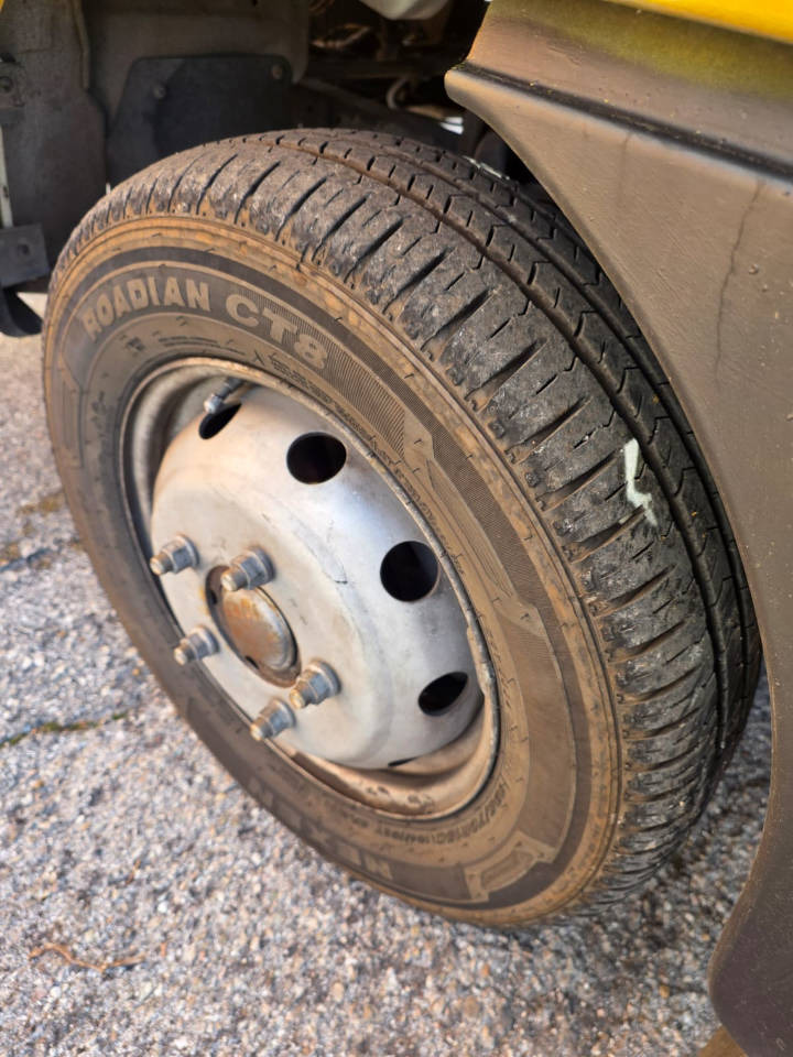 CTE ZED 20 - Podizna platforma montirana na kamion: slika CTE ZED 20 - Podizna platforma montirana na kamion CTE ZED 20 - Podizna platforma montirana na kamion: slika CTE ZED 20 - Podizna platforma montirana na kamion