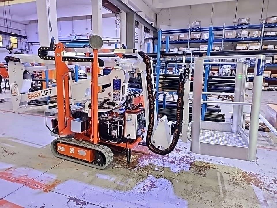 EasyLift R130 - Zglobni krak, Pauk podizna platforma: slika EasyLift R130 - Zglobni krak, Pauk podizna platforma EasyLift R130 - Zglobni krak, Pauk podizna platforma: slika EasyLift R130 - Zglobni krak, Pauk podizna platforma