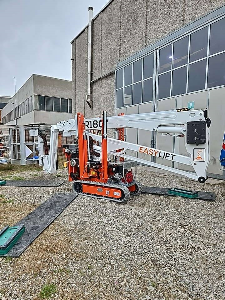EasyLift R180 - Zglobni krak, Pauk podizna platforma: slika EasyLift R180 - Zglobni krak, Pauk podizna platforma EasyLift R180 - Zglobni krak, Pauk podizna platforma: slika EasyLift R180 - Zglobni krak, Pauk podizna platforma