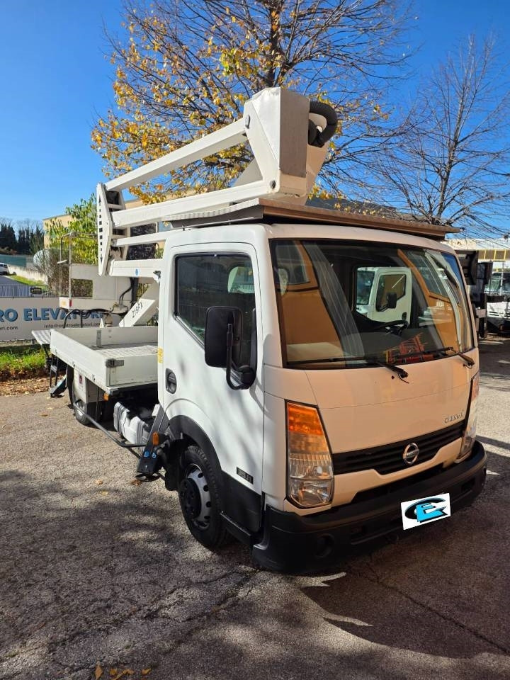 Podizna platforma montirana na kamion GSR E219PX E4: slika Podizna platforma montirana na kamion GSR E219PX E4