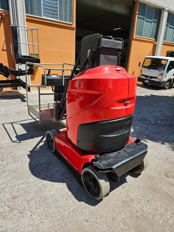 Manitou 100 VJR Evolution - Zglobni krak: slika Manitou 100 VJR Evolution - Zglobni krak Manitou 100 VJR Evolution - Zglobni krak: slika Manitou 100 VJR Evolution - Zglobni krak