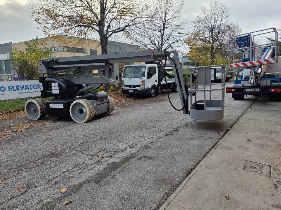 Niftylift HR 15 HDE - Zglobni krak: slika Niftylift HR 15 HDE - Zglobni krak Niftylift HR 15 HDE - Zglobni krak: slika Niftylift HR 15 HDE - Zglobni krak