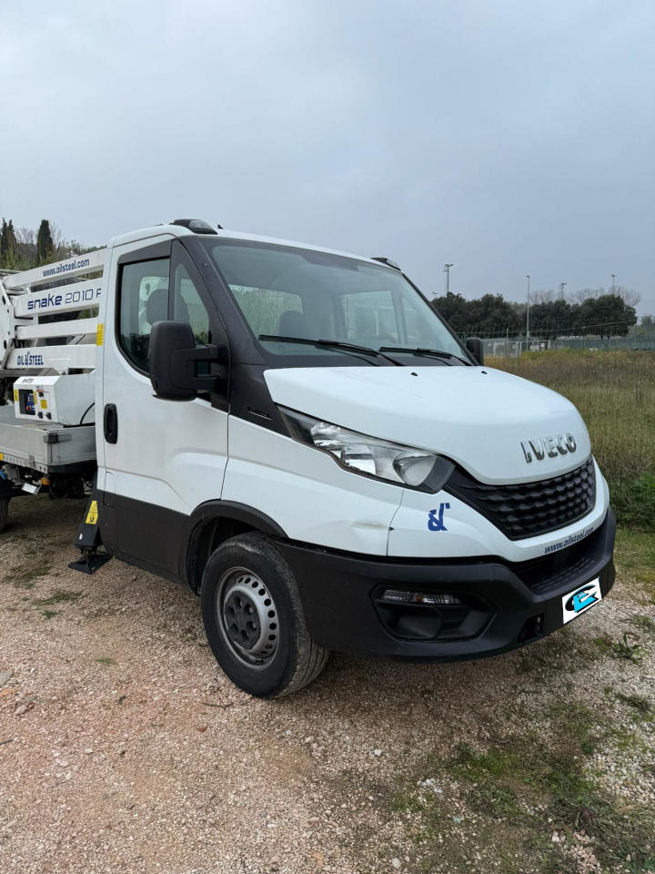 OIL&STEEL 20.10 Plus - Podizna platforma montirana na kamion: slika OIL&STEEL 20.10 Plus - Podizna platforma montirana na kamion OIL&STEEL 20.10 Plus - Podizna platforma montirana na kamion: slika OIL&STEEL 20.10 Plus - Podizna platforma montirana na kamion