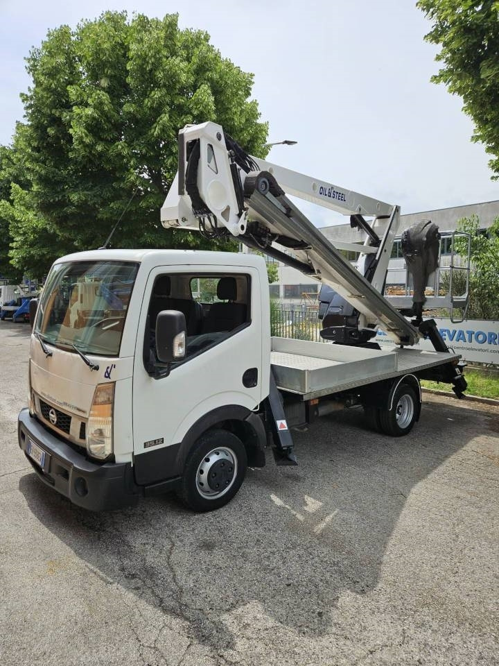 Oil & Steel Snake 21.12 - Podizna platforma montirana na kamion: slika Oil & Steel Snake 21.12 - Podizna platforma montirana na kamion Oil & Steel Snake 21.12 - Podizna platforma montirana na kamion: slika Oil & Steel Snake 21.12 - Podizna platforma montirana na kamion