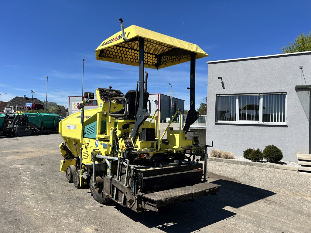 Ammann AFW 270 E (111552) - Finišer za asfalt: slika Ammann AFW 270 E (111552) - Finišer za asfalt Ammann AFW 270 E (111552) - Finišer za asfalt: slika Ammann AFW 270 E (111552) - Finišer za asfalt
