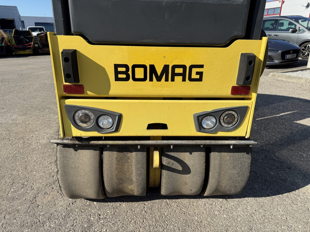 Bomag BW 120 AC-5 (111743) - Cestovni valjak: slika Bomag BW 120 AC-5 (111743) - Cestovni valjak Bomag BW 120 AC-5 (111743) - Cestovni valjak: slika Bomag BW 120 AC-5 (111743) - Cestovni valjak