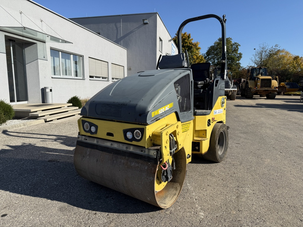 Bomag BW 120 AC-5 (111743) - Kombinirani valjak: slika Bomag BW 120 AC-5 (111743) - Kombinirani valjak Bomag BW 120 AC-5 (111743) - Kombinirani valjak: slika Bomag BW 120 AC-5 (111743) - Kombinirani valjak