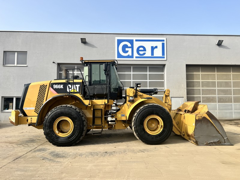 Caterpillar 966 K (111137) - Utovarivač na kotačima: slika Caterpillar 966 K (111137) - Utovarivač na kotačima Caterpillar 966 K (111137) - Utovarivač na kotačima: slika Caterpillar 966 K (111137) - Utovarivač na kotačima