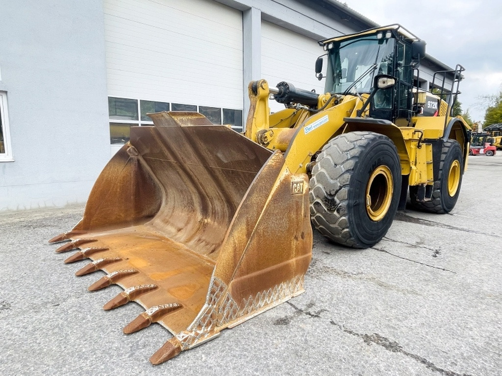Caterpillar 972 K (3970) - Utovarivač na kotačima: slika Caterpillar 972 K (3970) - Utovarivač na kotačima Caterpillar 972 K (3970) - Utovarivač na kotačima: slika Caterpillar 972 K (3970) - Utovarivač na kotačima