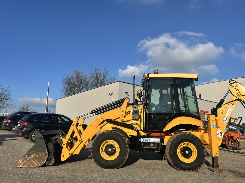 JCB 2 CX-S (111417) - Rovokopač-utovarivač: slika JCB 2 CX-S (111417) - Rovokopač-utovarivač JCB 2 CX-S (111417) - Rovokopač-utovarivač: slika JCB 2 CX-S (111417) - Rovokopač-utovarivač