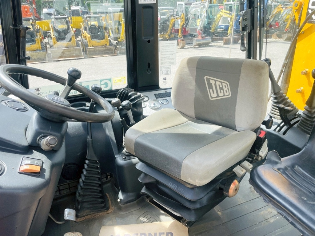 JCB 2CX SM 4WS (4003) - Rovokopač-utovarivač: slika JCB 2CX SM 4WS (4003) - Rovokopač-utovarivač JCB 2CX SM 4WS (4003) - Rovokopač-utovarivač: slika JCB 2CX SM 4WS (4003) - Rovokopač-utovarivač