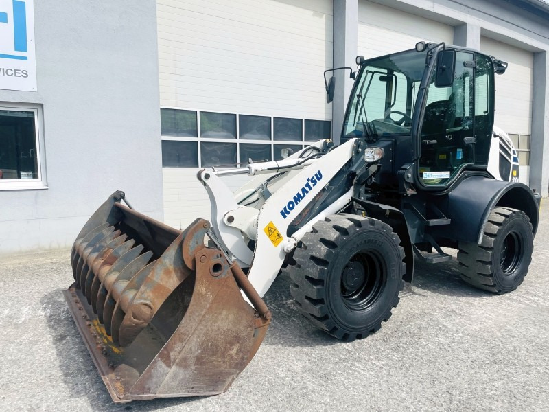 Komatsu WA100M-7 (3823) - Utovarivač na kotačima: slika Komatsu WA100M-7 (3823) - Utovarivač na kotačima Komatsu WA100M-7 (3823) - Utovarivač na kotačima: slika Komatsu WA100M-7 (3823) - Utovarivač na kotačima