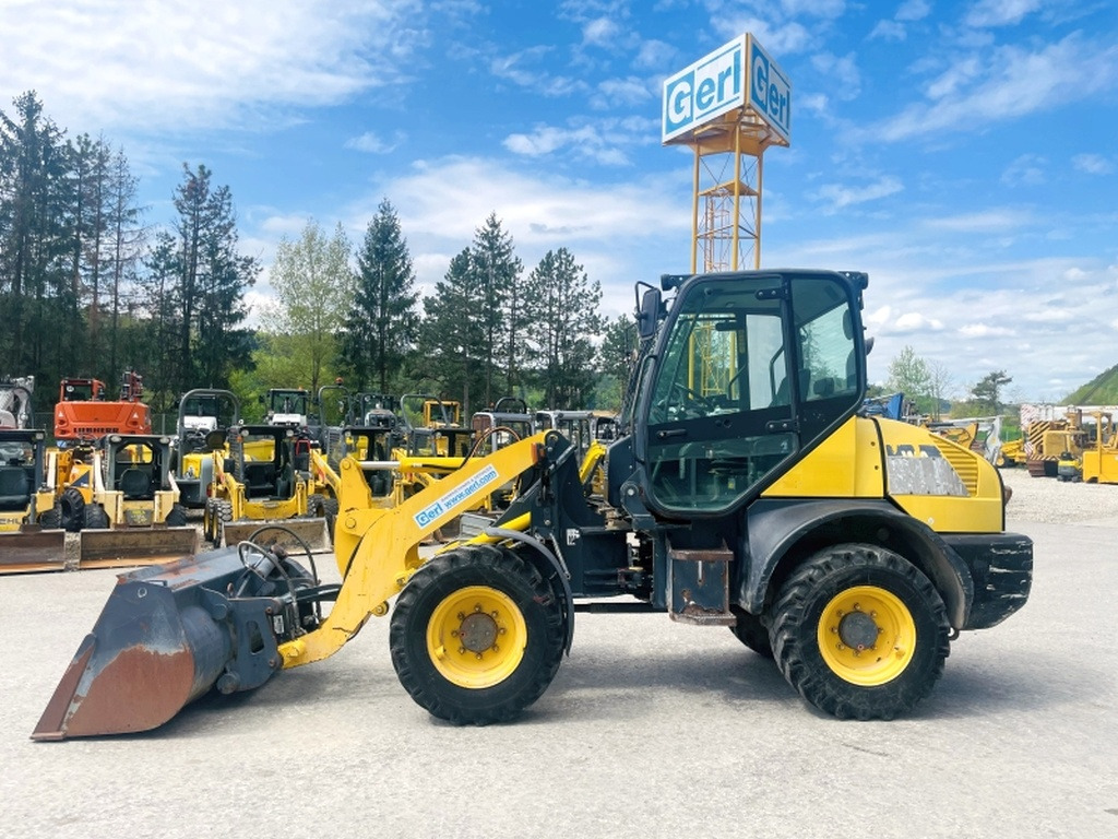 Komatsu WA80-6 (3991) - Utovarivač na kotačima: slika Komatsu WA80-6 (3991) - Utovarivač na kotačima Komatsu WA80-6 (3991) - Utovarivač na kotačima: slika Komatsu WA80-6 (3991) - Utovarivač na kotačima