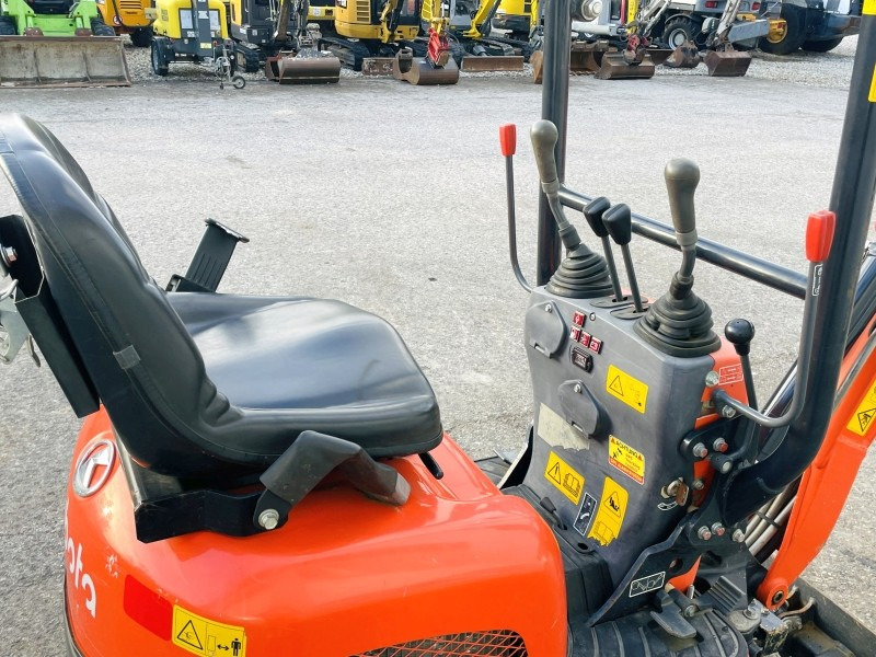 Kubota K008-3 (3727) - Mini bager: slika Kubota K008-3 (3727) - Mini bager Kubota K008-3 (3727) - Mini bager: slika Kubota K008-3 (3727) - Mini bager