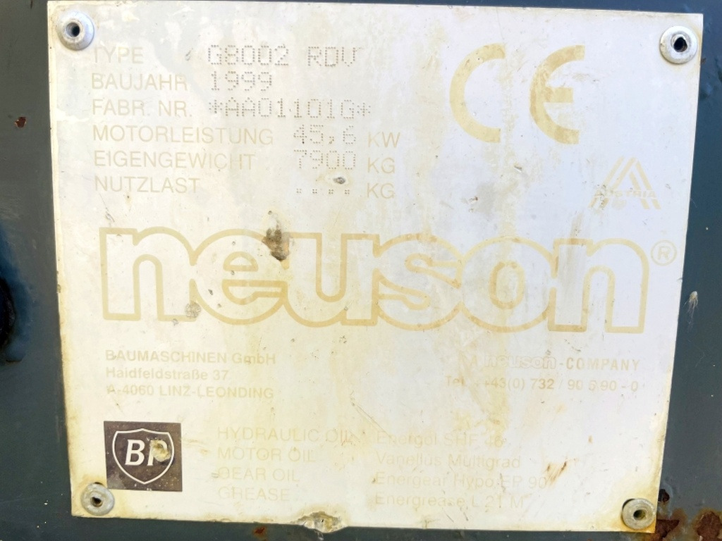 Neuson G8002 RDV (4015) - Mini bager: slika Neuson G8002 RDV (4015) - Mini bager Neuson G8002 RDV (4015) - Mini bager: slika Neuson G8002 RDV (4015) - Mini bager