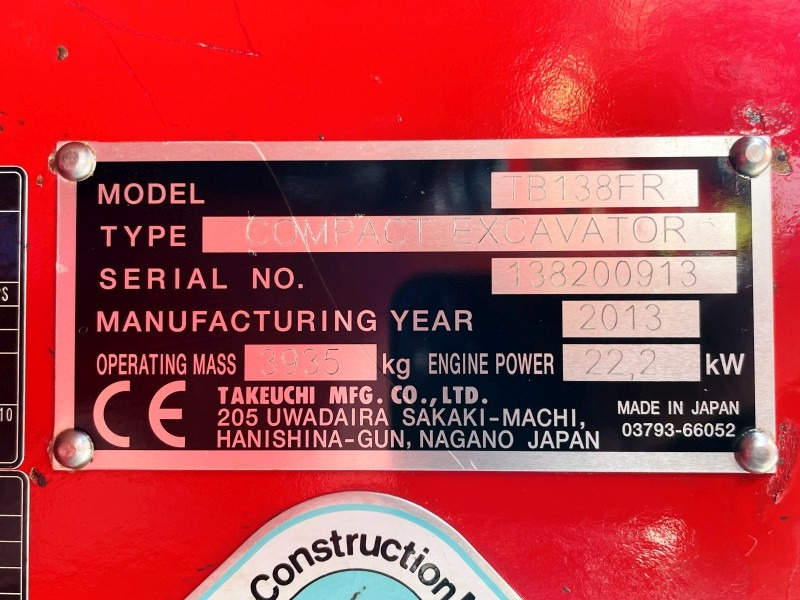 Takeuchi TB138FR (3775) - Mini bager: slika Takeuchi TB138FR (3775) - Mini bager Takeuchi TB138FR (3775) - Mini bager: slika Takeuchi TB138FR (3775) - Mini bager