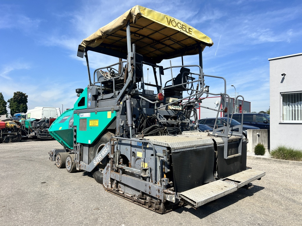 Vögele Super 1803-1 Ty: 07.83 (111600) - Finišer za asfalt: slika Vögele Super 1803-1 Ty: 07.83 (111600) - Finišer za asfalt Vögele Super 1803-1 Ty: 07.83 (111600) - Finišer za asfalt: slika Vögele Super 1803-1 Ty: 07.83 (111600) - Finišer za asfalt