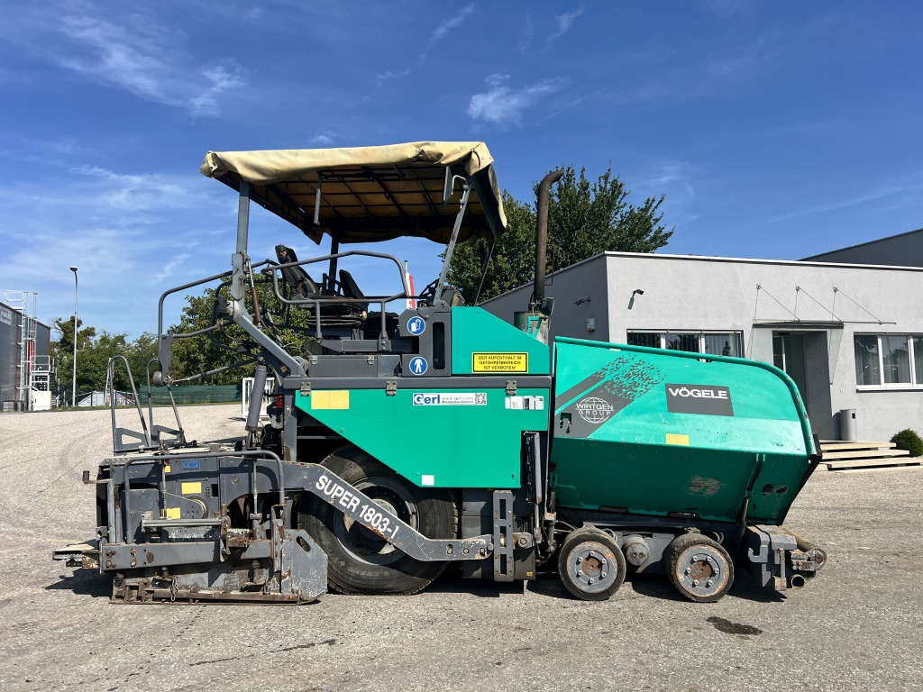Vögele Super 1803-1 Ty: 07.83 (111600) - Finišer za asfalt: slika Vögele Super 1803-1 Ty: 07.83 (111600) - Finišer za asfalt Vögele Super 1803-1 Ty: 07.83 (111600) - Finišer za asfalt: slika Vögele Super 1803-1 Ty: 07.83 (111600) - Finišer za asfalt