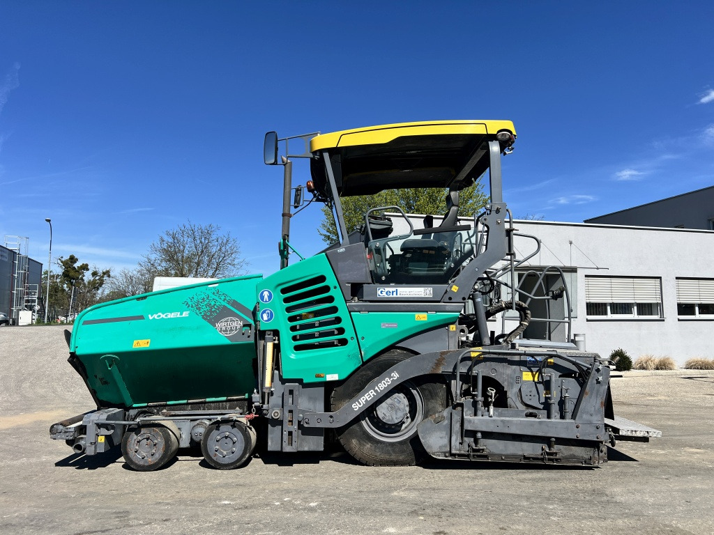 Vögele Super 1803-3i (111558) - Finišer za asfalt: slika Vögele Super 1803-3i (111558) - Finišer za asfalt Vögele Super 1803-3i (111558) - Finišer za asfalt: slika Vögele Super 1803-3i (111558) - Finišer za asfalt