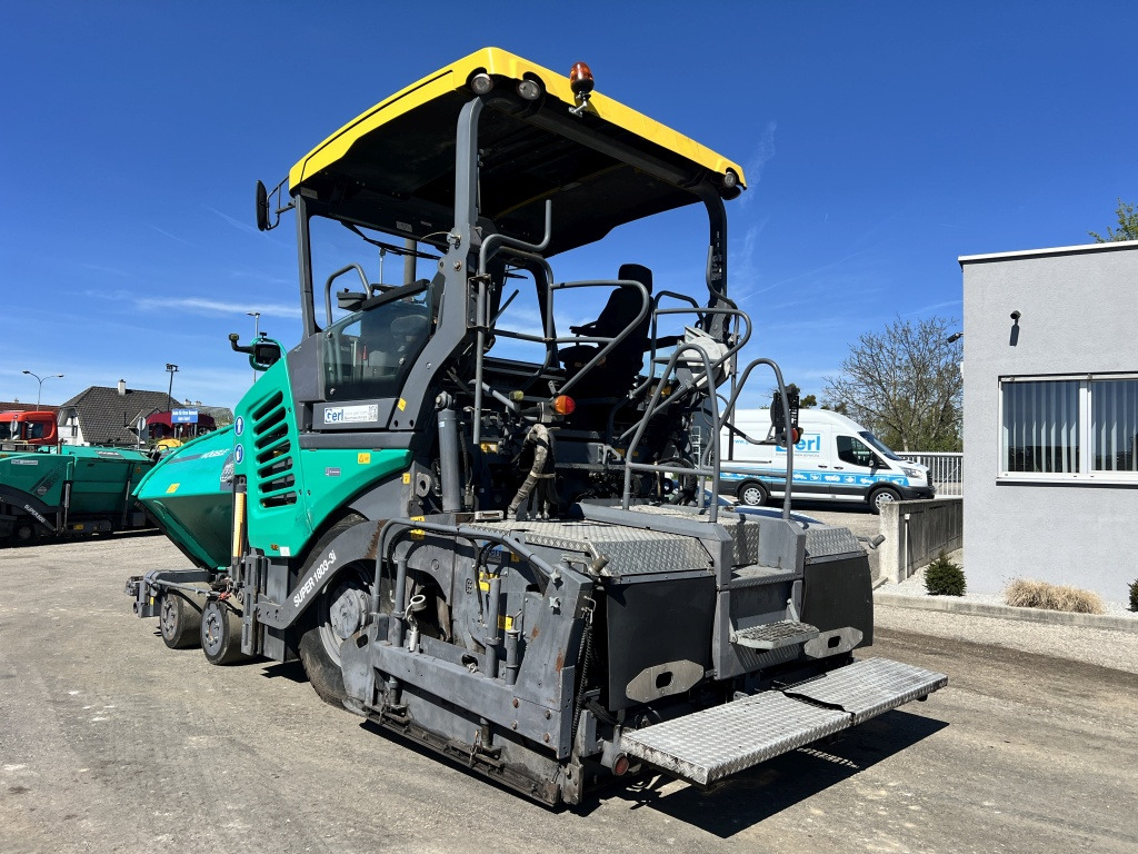 Vögele Super 1803-3i (111558) - Finišer za asfalt: slika Vögele Super 1803-3i (111558) - Finišer za asfalt Vögele Super 1803-3i (111558) - Finišer za asfalt: slika Vögele Super 1803-3i (111558) - Finišer za asfalt