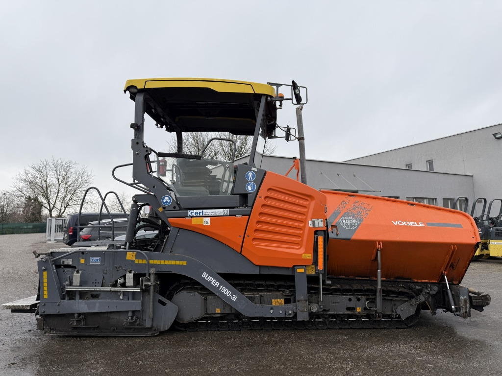 Vögele Super 1900-3i (111777) - Finišer za asfalt: slika Vögele Super 1900-3i (111777) - Finišer za asfalt Vögele Super 1900-3i (111777) - Finišer za asfalt: slika Vögele Super 1900-3i (111777) - Finišer za asfalt
