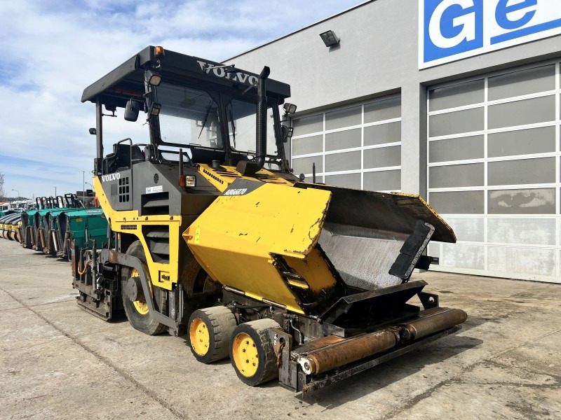 Volvo-ABG 6870 (111064) - Finišer za asfalt: slika Volvo-ABG 6870 (111064) - Finišer za asfalt Volvo-ABG 6870 (111064) - Finišer za asfalt: slika Volvo-ABG 6870 (111064) - Finišer za asfalt