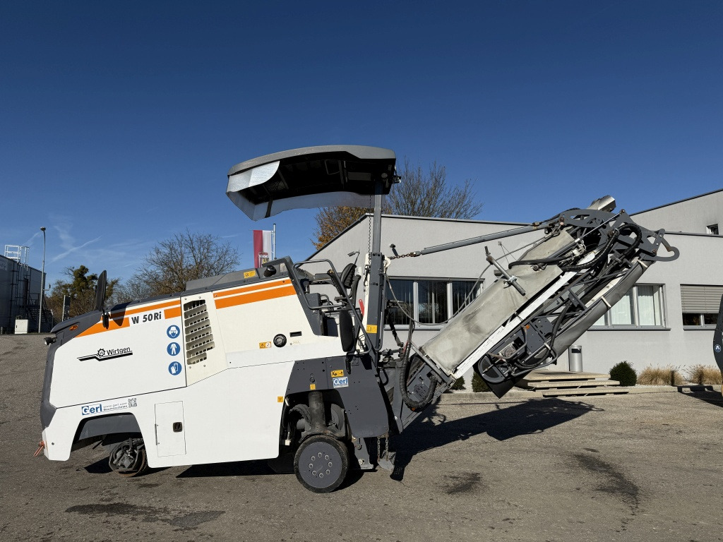 Wirtgen W 50 Ri (111751) - Hladni planer: slika Wirtgen W 50 Ri (111751) - Hladni planer Wirtgen W 50 Ri (111751) - Hladni planer: slika Wirtgen W 50 Ri (111751) - Hladni planer