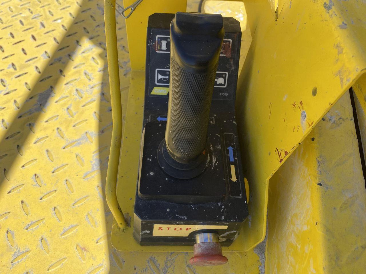 GMG 4555-i - Škarasta podizna platforma: slika GMG 4555-i - Škarasta podizna platforma GMG 4555-i - Škarasta podizna platforma: slika GMG 4555-i - Škarasta podizna platforma