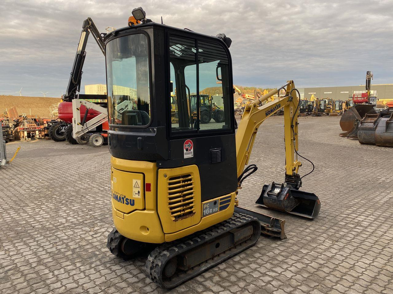 Komatsu PC16-3HS - Mini bager: slika Komatsu PC16-3HS - Mini bager Komatsu PC16-3HS - Mini bager: slika Komatsu PC16-3HS - Mini bager