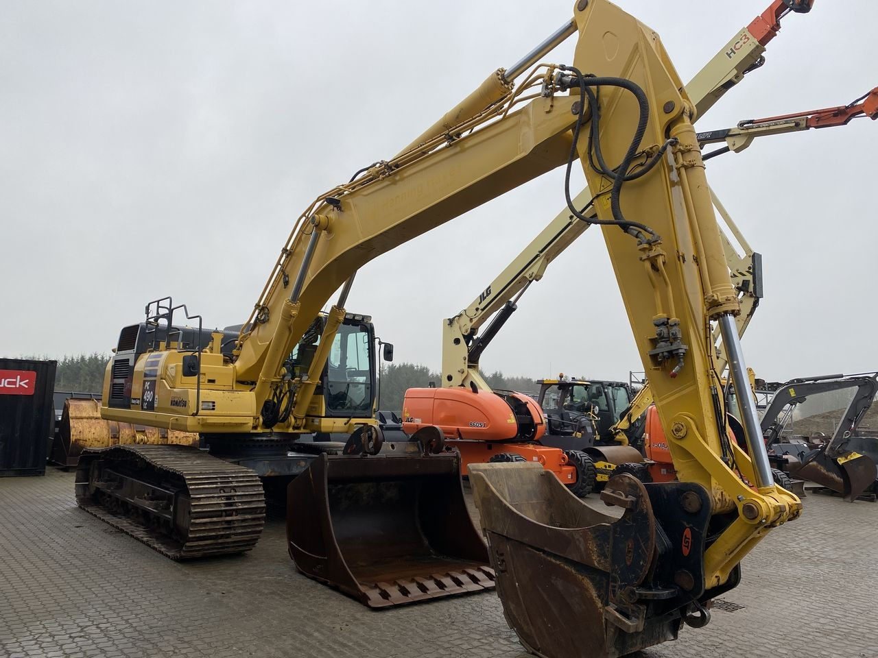 Komatsu PC490LC-11 - Bager gusjeničar: slika Komatsu PC490LC-11 - Bager gusjeničar Komatsu PC490LC-11 - Bager gusjeničar: slika Komatsu PC490LC-11 - Bager gusjeničar