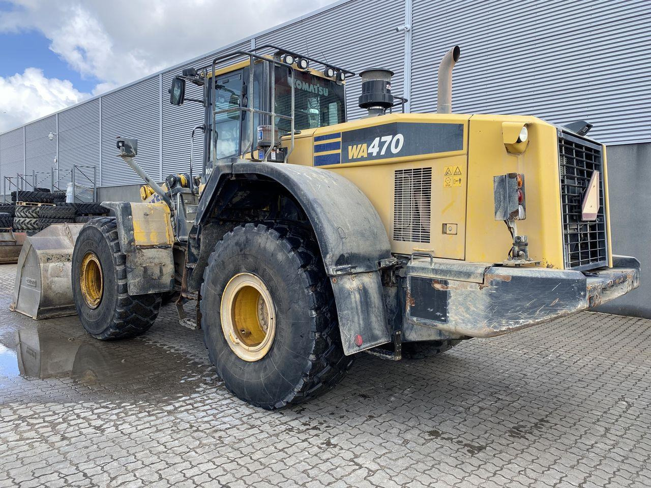 Komatsu WA470-7 - Utovarivač na kotačima: slika Komatsu WA470-7 - Utovarivač na kotačima Komatsu WA470-7 - Utovarivač na kotačima: slika Komatsu WA470-7 - Utovarivač na kotačima