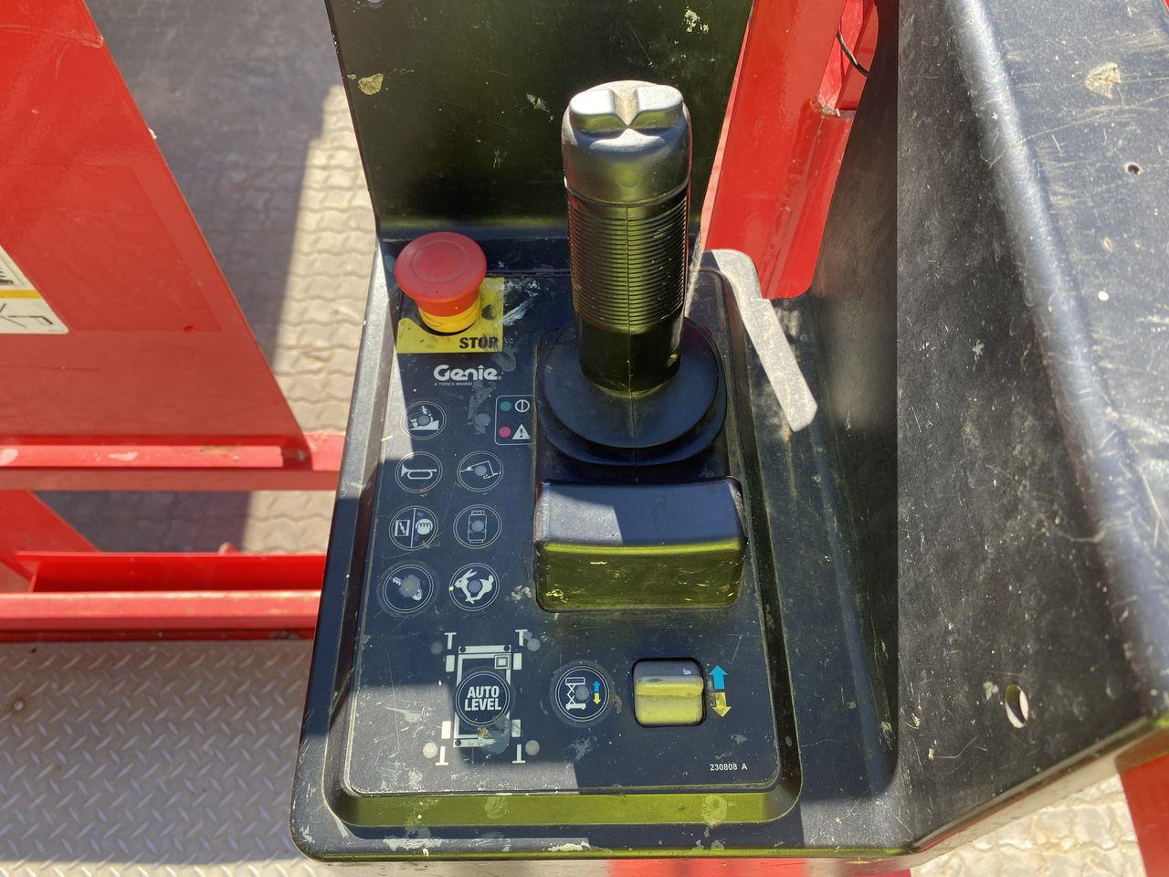 Manitou 120SC - Škarasta podizna platforma: slika Manitou 120SC - Škarasta podizna platforma Manitou 120SC - Škarasta podizna platforma: slika Manitou 120SC - Škarasta podizna platforma