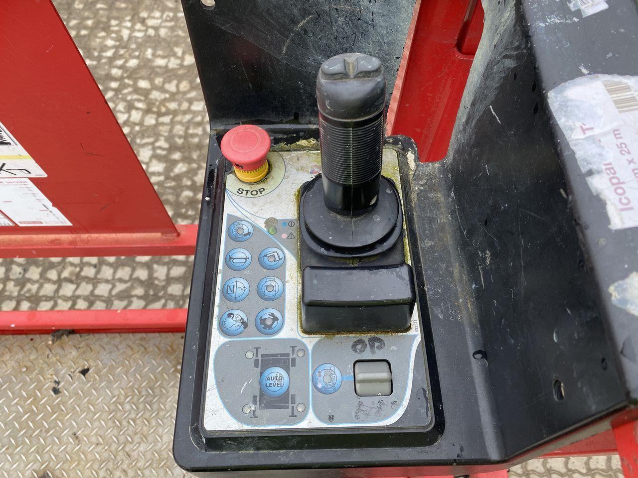 Manitou 140SC - Škarasta podizna platforma: slika Manitou 140SC - Škarasta podizna platforma Manitou 140SC - Škarasta podizna platforma: slika Manitou 140SC - Škarasta podizna platforma