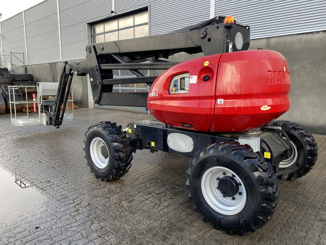 Manitou 180ATJ 2 RC - Zglobni krak: slika Manitou 180ATJ 2 RC - Zglobni krak Manitou 180ATJ 2 RC - Zglobni krak: slika Manitou 180ATJ 2 RC - Zglobni krak