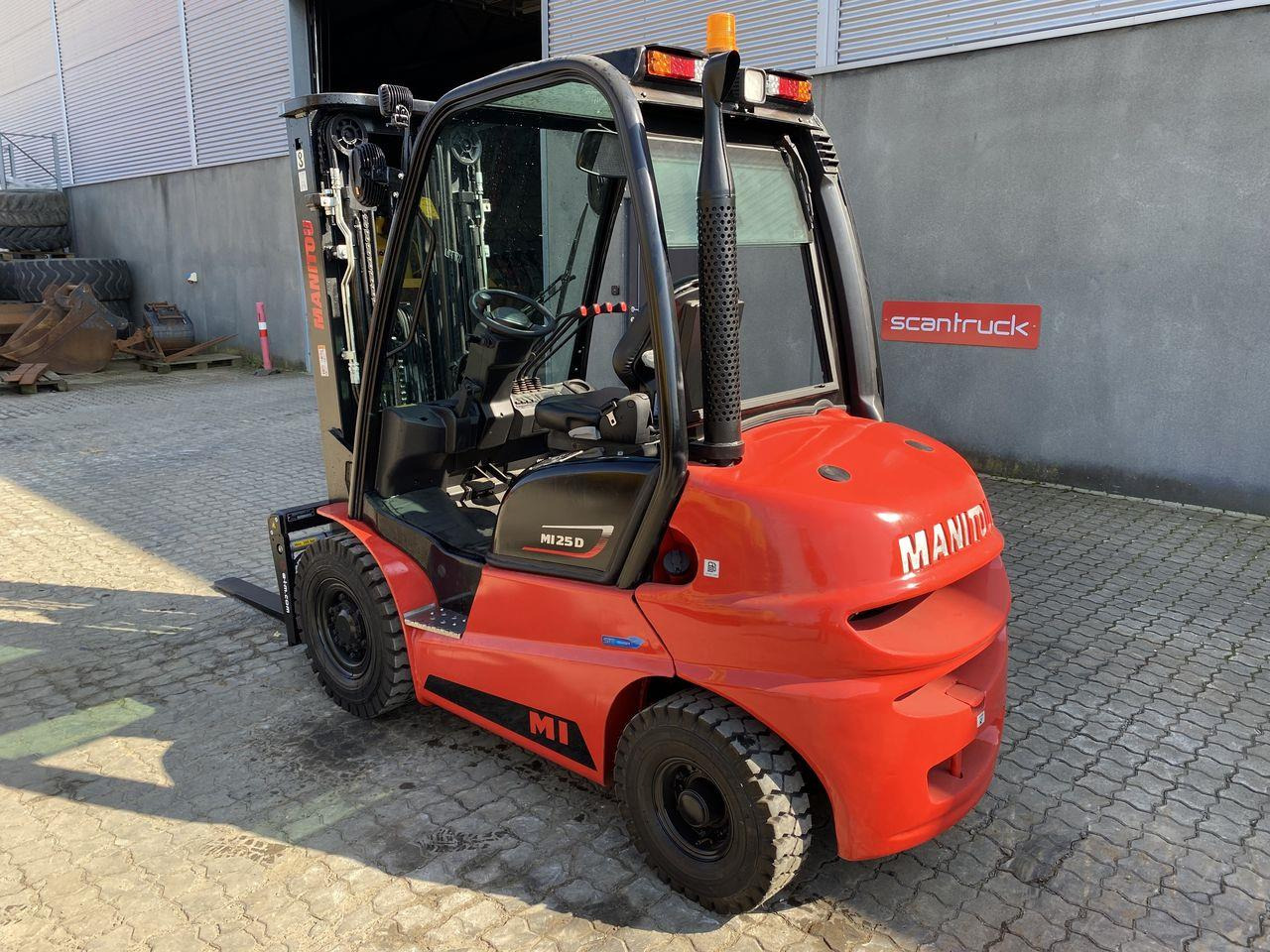 Manitou MI25D K ST5 - Diesel viličar: slika Manitou MI25D K ST5 - Diesel viličar Manitou MI25D K ST5 - Diesel viličar: slika Manitou MI25D K ST5 - Diesel viličar
