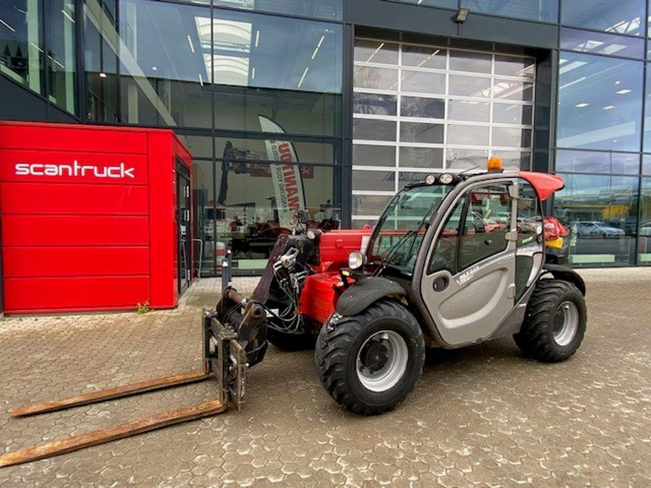 Manitou MLT625-75H Premium - Teleskopski rukovatelj: slika Manitou MLT625-75H Premium - Teleskopski rukovatelj Manitou MLT625-75H Premium - Teleskopski rukovatelj: slika Manitou MLT625-75H Premium - Teleskopski rukovatelj