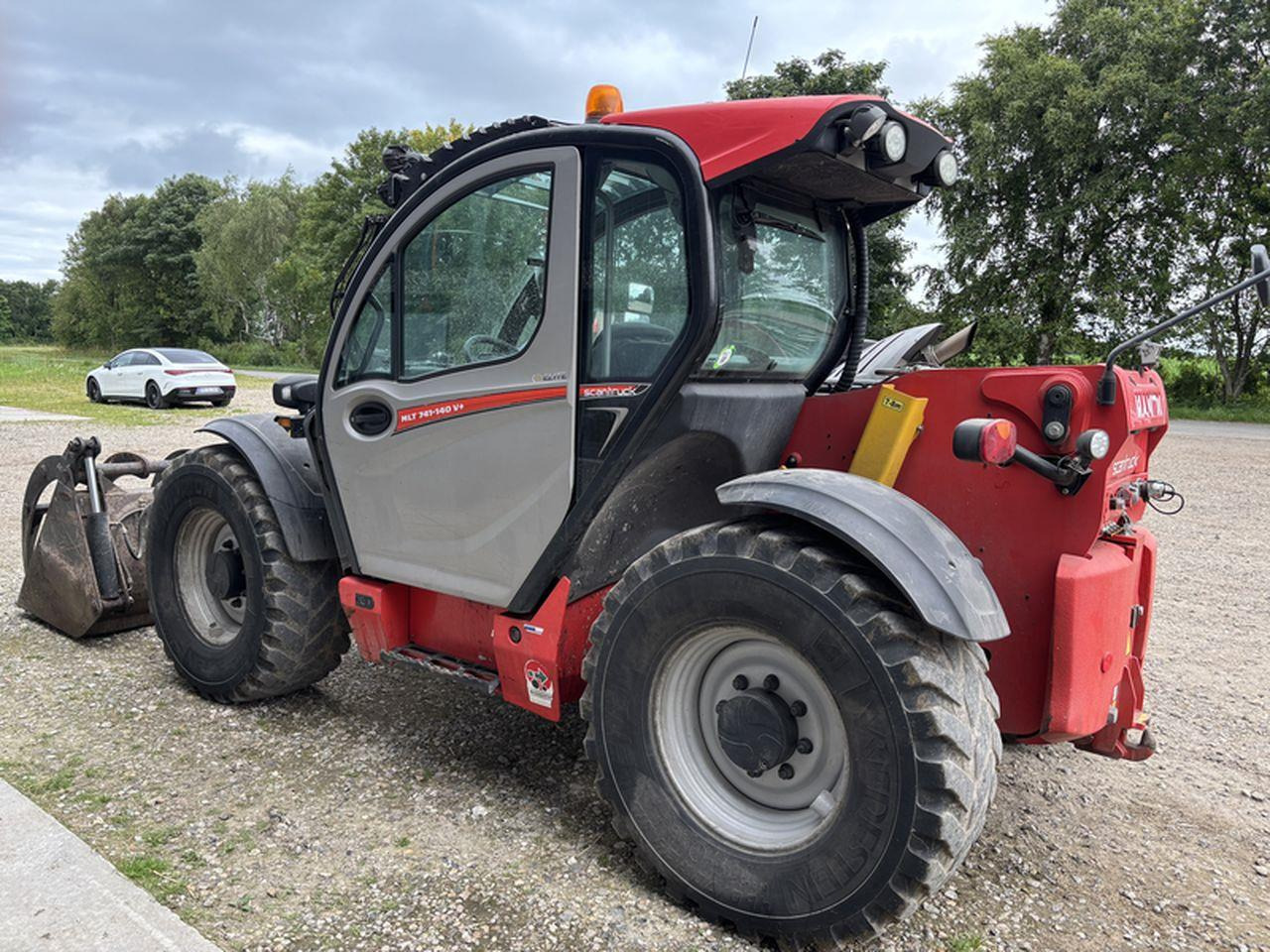 Manitou MLT741-140V+ ELITE - Teleskopski rukovatelj: slika Manitou MLT741-140V+ ELITE - Teleskopski rukovatelj Manitou MLT741-140V+ ELITE - Teleskopski rukovatelj: slika Manitou MLT741-140V+ ELITE - Teleskopski rukovatelj