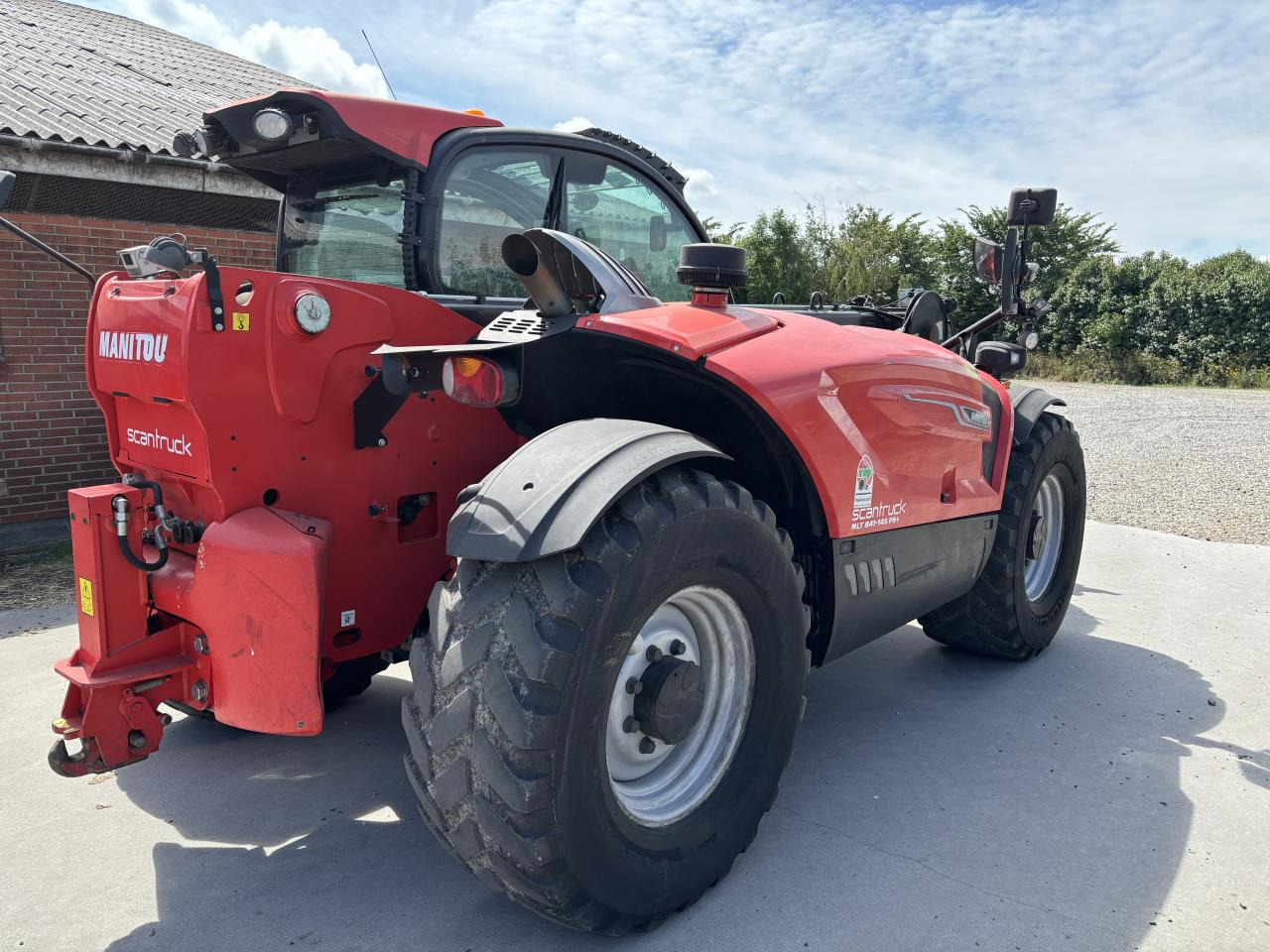 Manitou MLT841-145PS+ ELITE ST5 - Teleskopski rukovatelj: slika Manitou MLT841-145PS+ ELITE ST5 - Teleskopski rukovatelj Manitou MLT841-145PS+ ELITE ST5 - Teleskopski rukovatelj: slika Manitou MLT841-145PS+ ELITE ST5 - Teleskopski rukovatelj