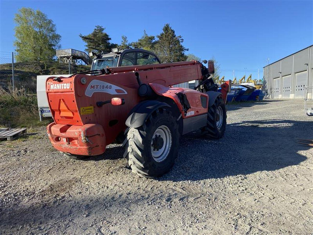 Manitou MT1840 Privilege - Teleskopski rukovatelj: slika Manitou MT1840 Privilege - Teleskopski rukovatelj Manitou MT1840 Privilege - Teleskopski rukovatelj: slika Manitou MT1840 Privilege - Teleskopski rukovatelj
