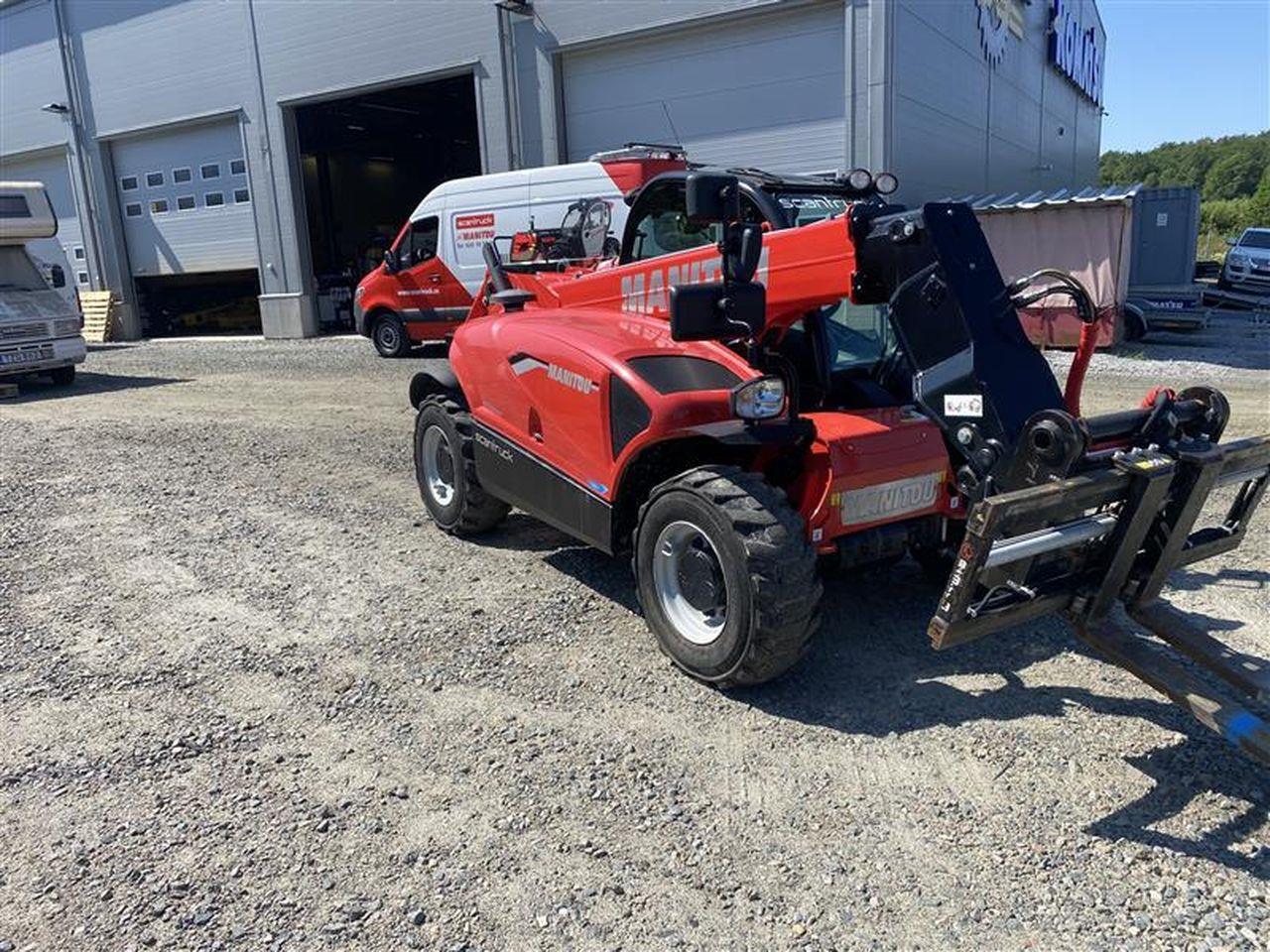 Manitou MT625H COMFORT ST5 - Teleskopski rukovatelj: slika Manitou MT625H COMFORT ST5 - Teleskopski rukovatelj Manitou MT625H COMFORT ST5 - Teleskopski rukovatelj: slika Manitou MT625H COMFORT ST5 - Teleskopski rukovatelj