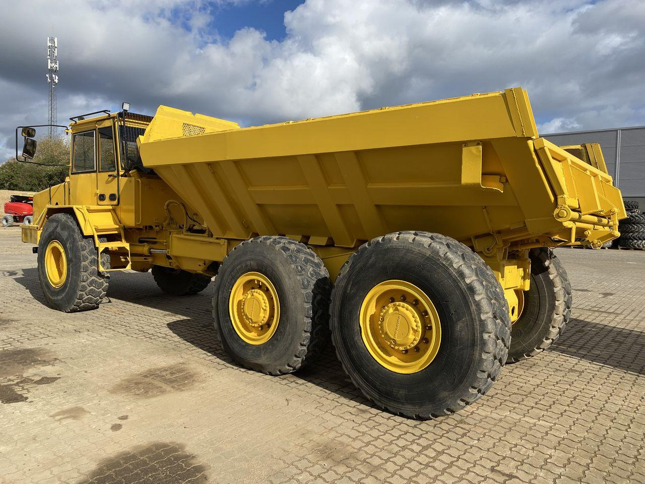 Volvo A20 - Zglobni istovarivač: slika Volvo A20 - Zglobni istovarivač Volvo A20 - Zglobni istovarivač: slika Volvo A20 - Zglobni istovarivač