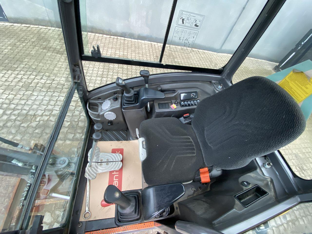 Volvo EC18D - Mini bager: slika Volvo EC18D - Mini bager Volvo EC18D - Mini bager: slika Volvo EC18D - Mini bager