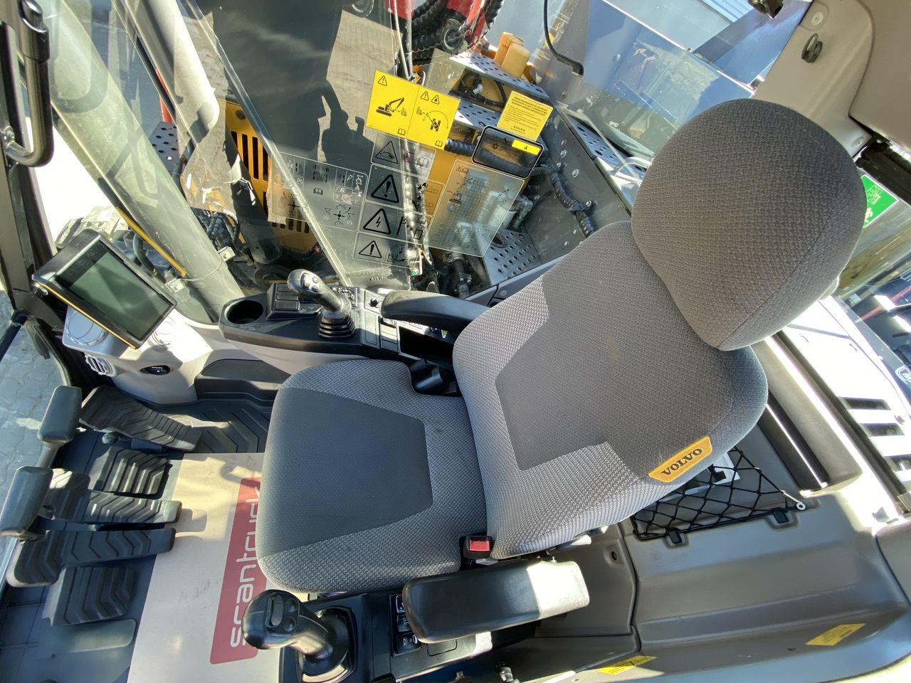 Volvo ECR145 - Bager gusjeničar: slika Volvo ECR145 - Bager gusjeničar Volvo ECR145 - Bager gusjeničar: slika Volvo ECR145 - Bager gusjeničar