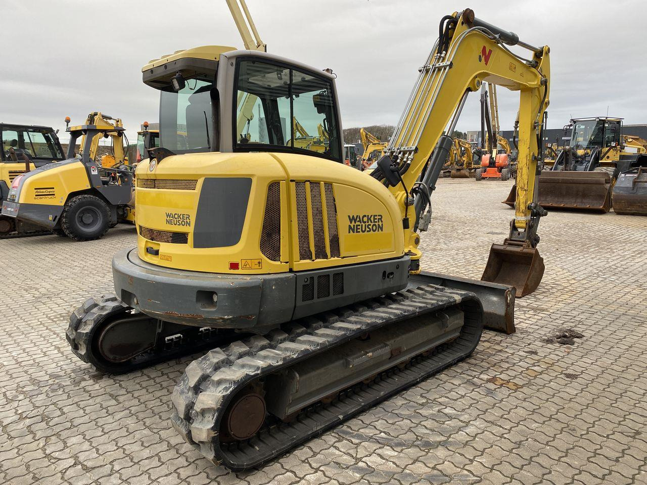 Wacker Neuson EZ80 - Mini bager: slika Wacker Neuson EZ80 - Mini bager Wacker Neuson EZ80 - Mini bager: slika Wacker Neuson EZ80 - Mini bager